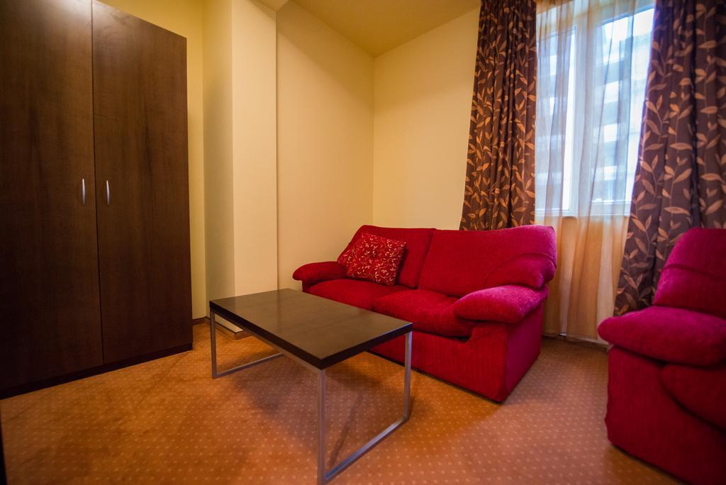Imago Boutique Hotel Mamaia Ngoại thất bức ảnh