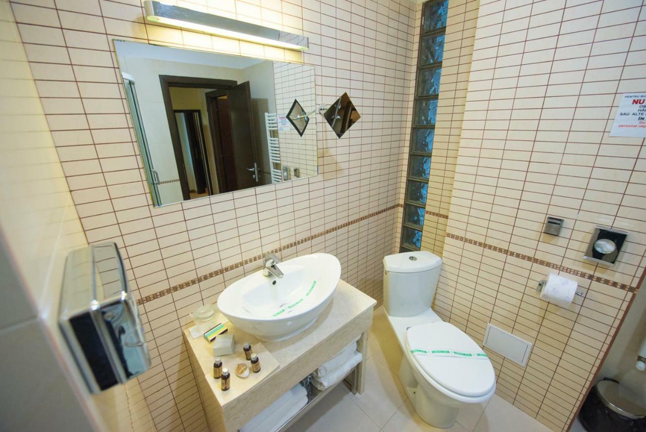 Imago Boutique Hotel Mamaia Ngoại thất bức ảnh